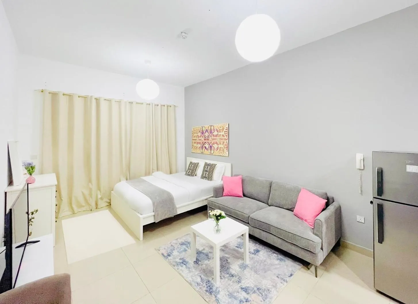 Studio Apartment In Dubai Marina With Balcony
